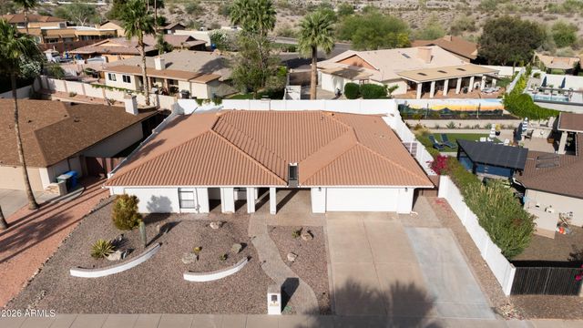 8111 N 18TH Way, Phoenix, AZ 85020