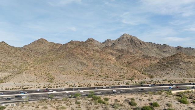 8111 N 18TH Way, Phoenix, AZ 85020