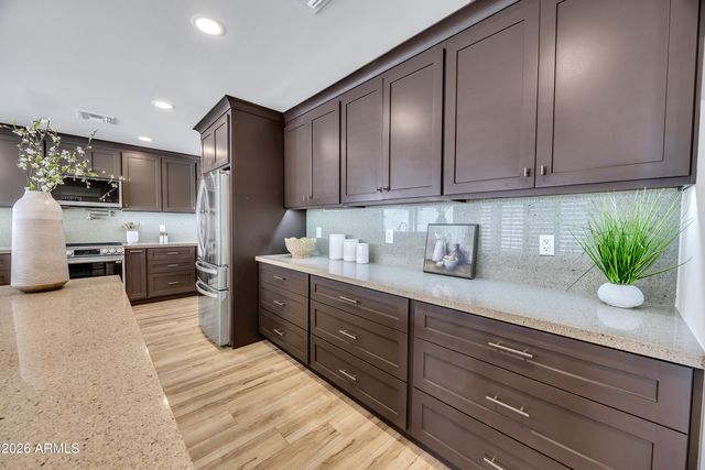 8111 N 18TH Way, Phoenix, AZ 85020