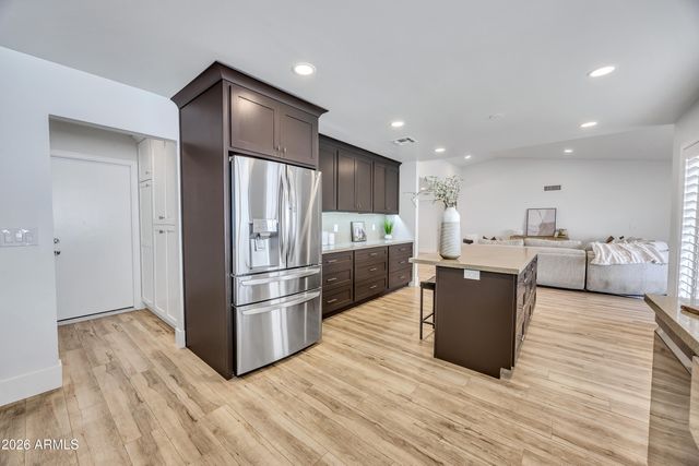 8111 N 18TH Way, Phoenix, AZ 85020