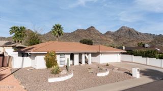 8111 N 18TH Way, Phoenix, AZ 85020