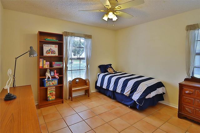 19814 DEER HOLLOW LANE, Lutz, FL 33548