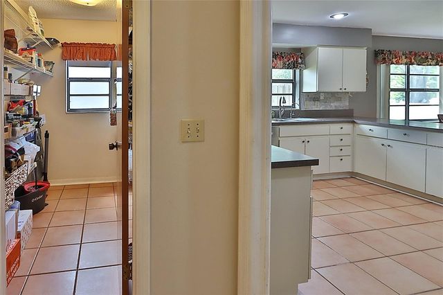 19814 DEER HOLLOW LANE, Lutz, FL 33548