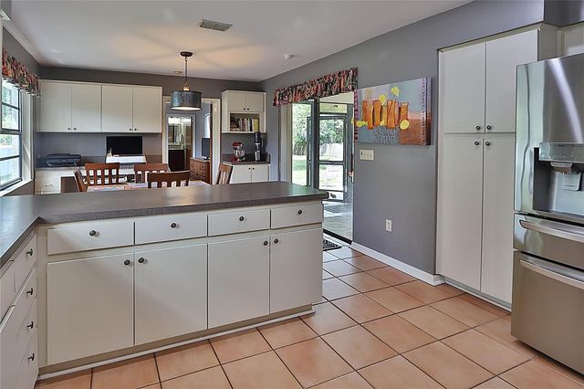 19814 DEER HOLLOW LANE, Lutz, FL 33548