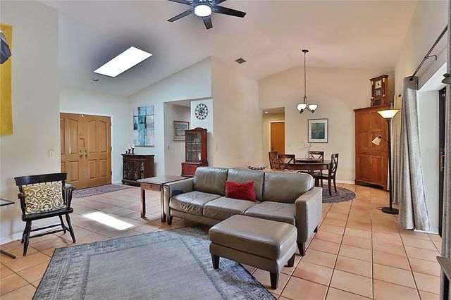 19814 DEER HOLLOW LANE, Lutz, FL 33548