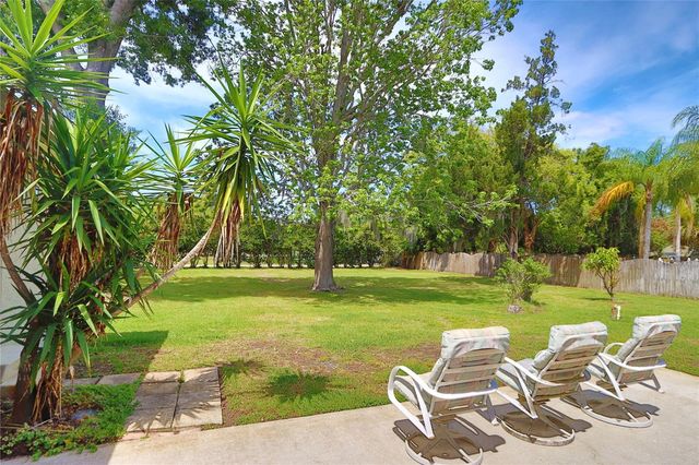 19814 DEER HOLLOW LANE, Lutz, FL 33548