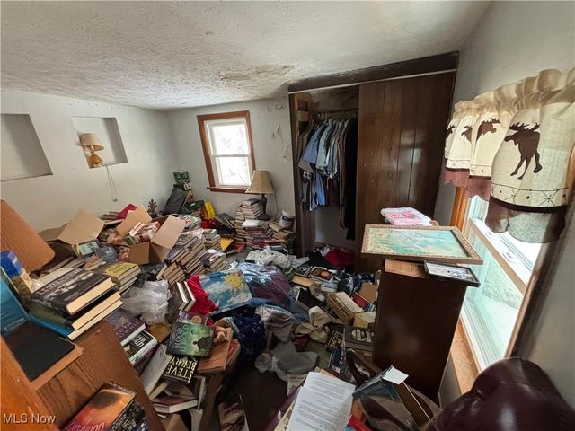 2371 Hillstock Avenue, Akron, OH 44312