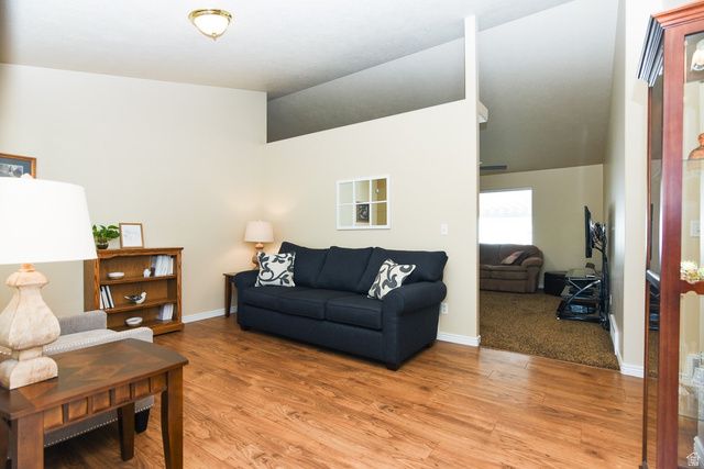 69 N MEADOWLARK CIR, Grantsville, UT 84029