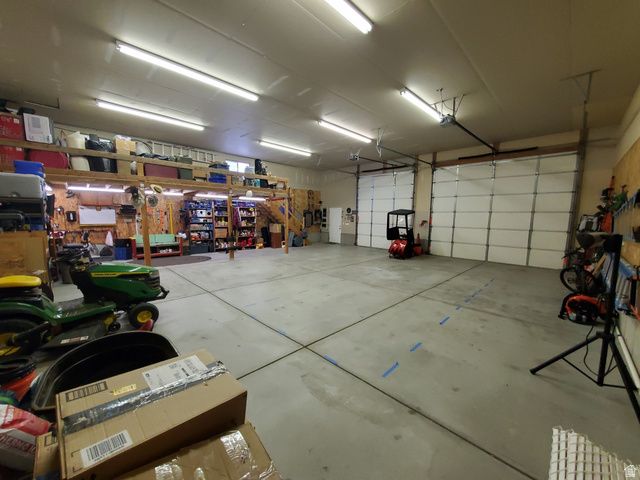 69 N MEADOWLARK CIR, Grantsville, UT 84029