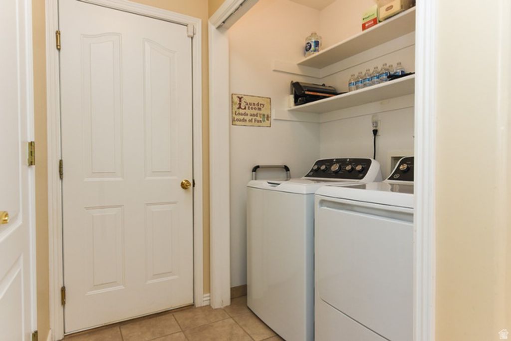 Image 25 of property listing at 69 N MEADOWLARK CIR, Grantsville, UT 84029