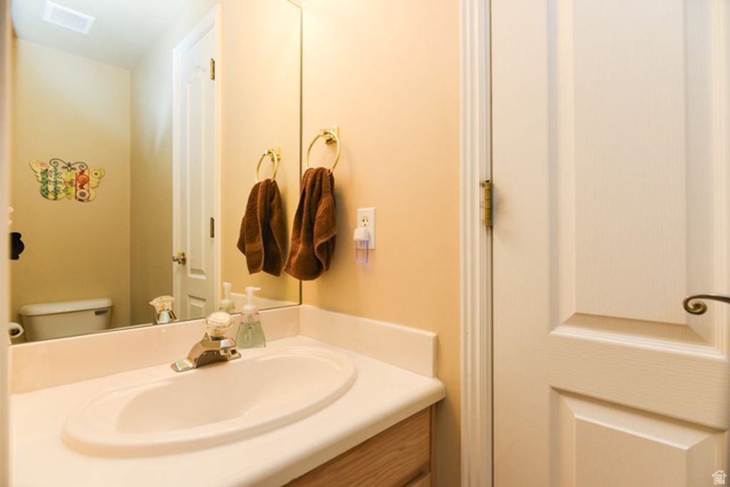 Image 27 of property listing at 69 N MEADOWLARK CIR, Grantsville, UT 84029