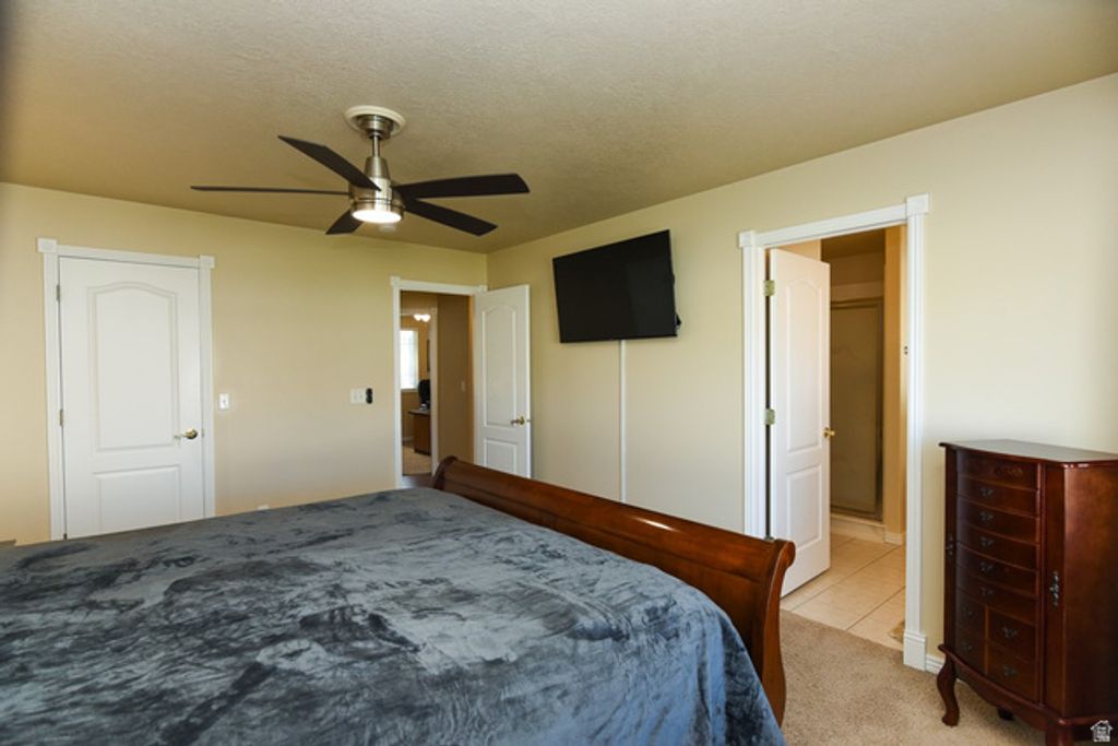 Image 33 of property listing at 69 N MEADOWLARK CIR, Grantsville, UT 84029