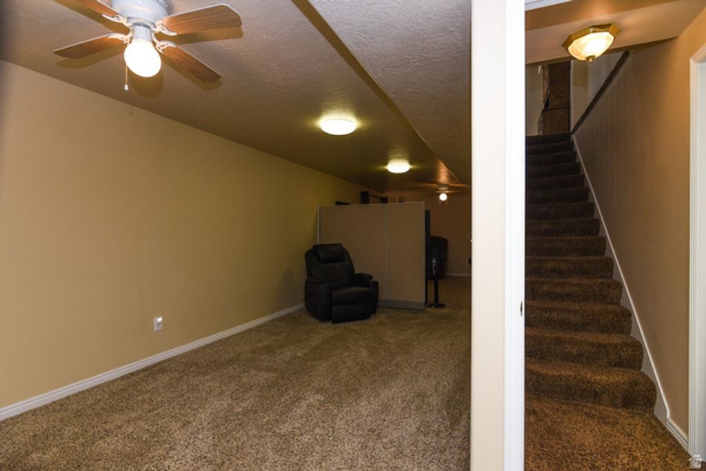 Image 40 of property listing at 69 N MEADOWLARK CIR, Grantsville, UT 84029