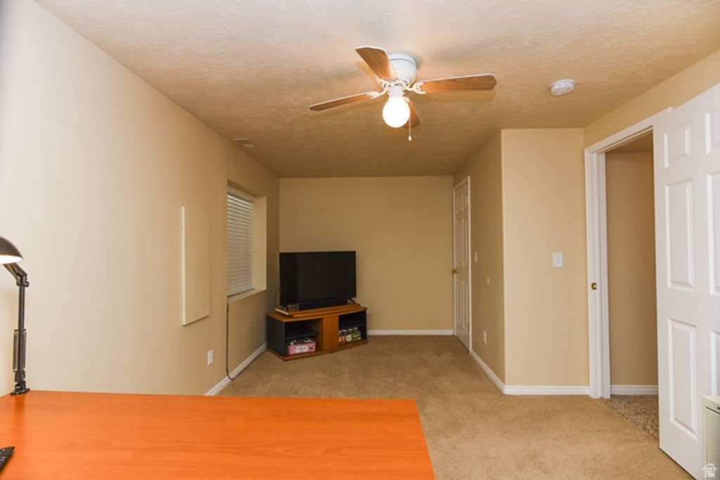 Image 51 of property listing at 69 N MEADOWLARK CIR, Grantsville, UT 84029