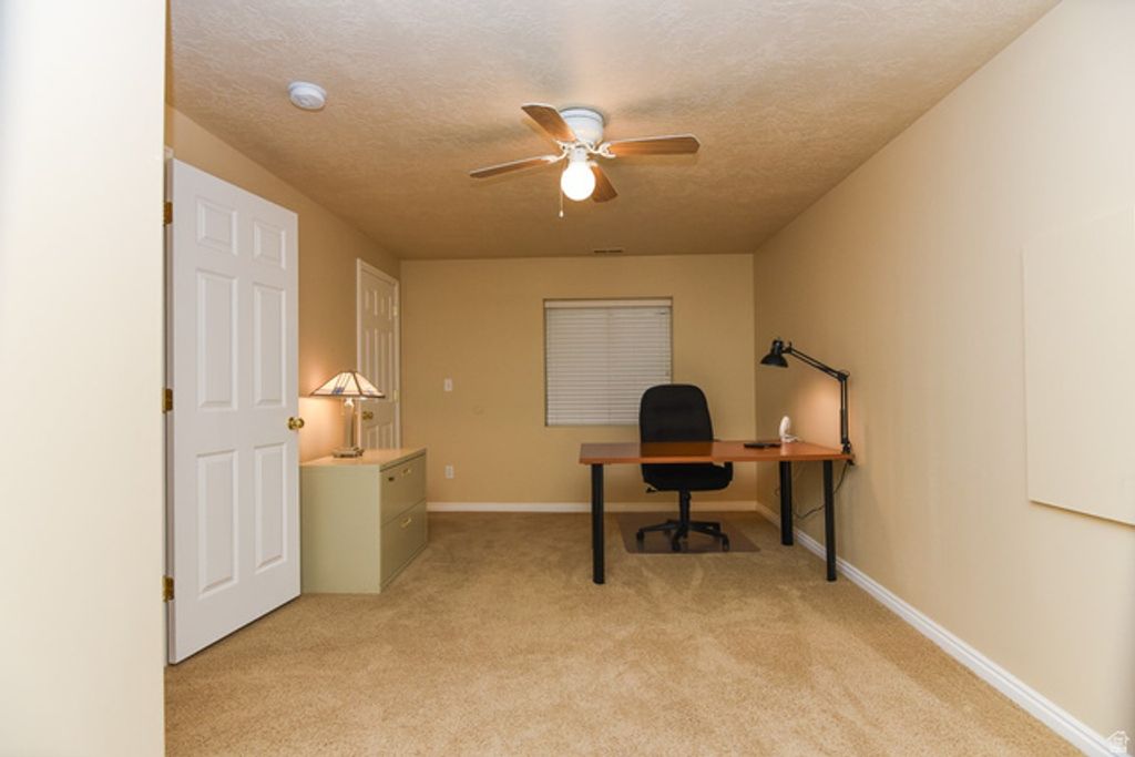 Image 56 of property listing at 69 N MEADOWLARK CIR, Grantsville, UT 84029