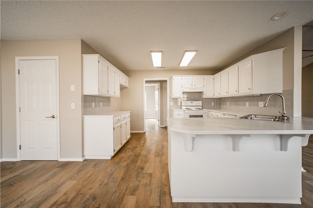 3776 Colburn Lane, Springdale, AR 72762