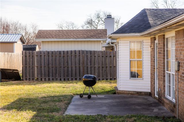 3776 Colburn Lane, Springdale, AR 72762