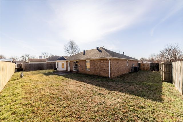3776 Colburn Lane, Springdale, AR 72762