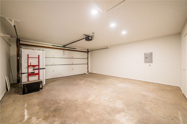 3776 Colburn Lane, Springdale, AR 72762