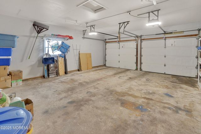 534 Holmes Avenue N, Forked River, NJ 08731