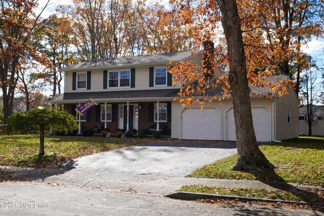 534 Holmes Avenue N, Forked River, NJ 08731