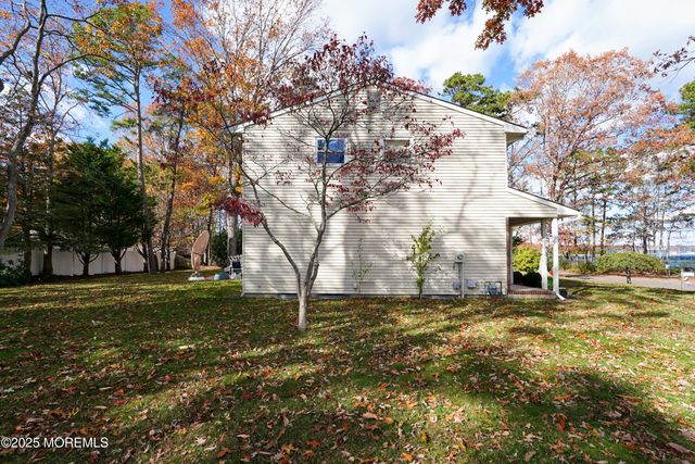 534 Holmes Avenue N, Forked River, NJ 08731