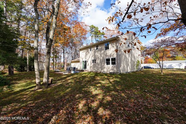 534 Holmes Avenue N, Forked River, NJ 08731