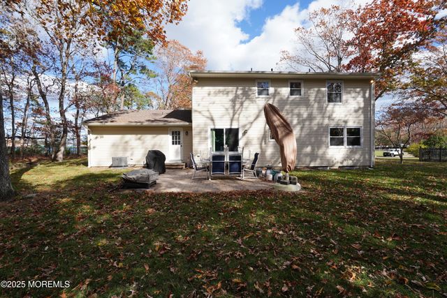 534 Holmes Avenue N, Forked River, NJ 08731