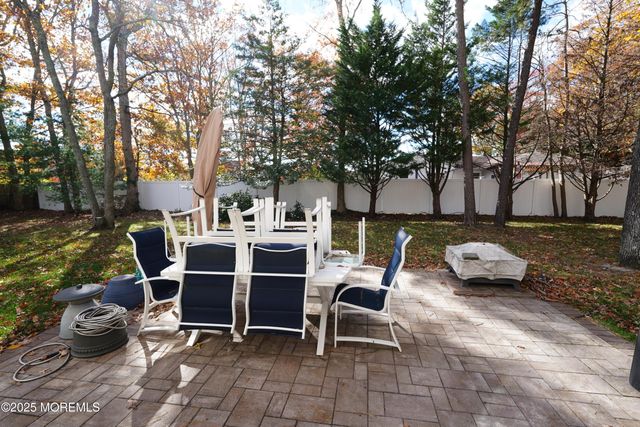 534 Holmes Avenue N, Forked River, NJ 08731