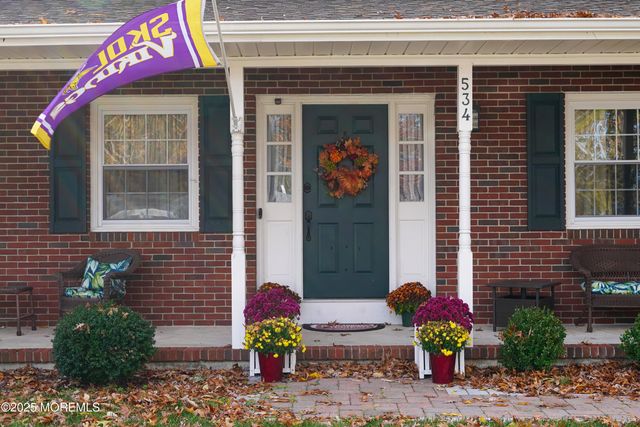 534 Holmes Avenue N, Forked River, NJ 08731