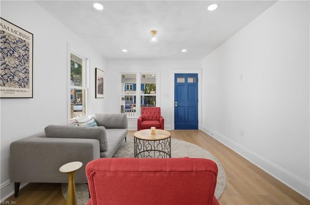 909 W 27th ST, Norfolk, VA 23517