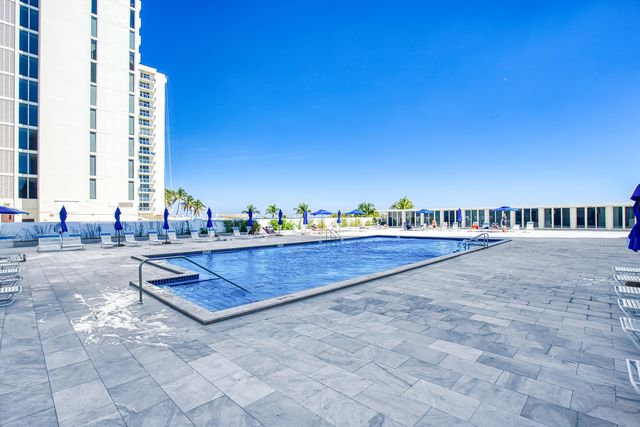 5601 Collins Avenue M5, Miami Beach, FL 33140