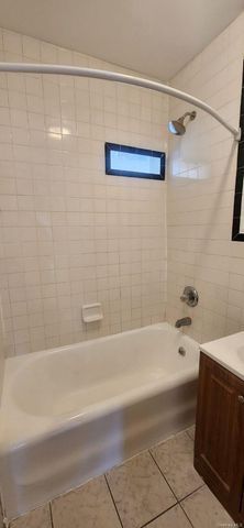 594 Yonkers Avenue 5, Yonkers, NY 10704