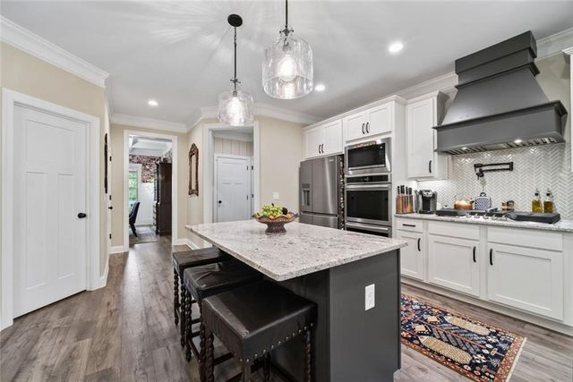 1448 Henderson Ridge Lane, Loganville, GA 30052