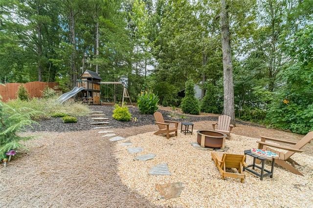 1448 Henderson Ridge Lane, Loganville, GA 30052