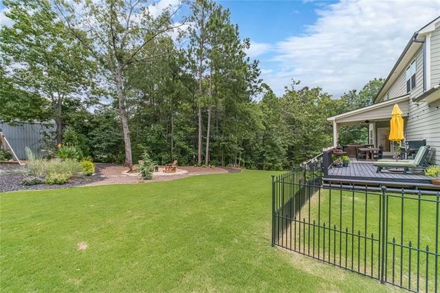 1448 Henderson Ridge Lane, Loganville, GA 30052