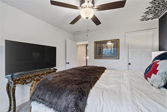 1448 Henderson Ridge Lane, Loganville, GA 30052