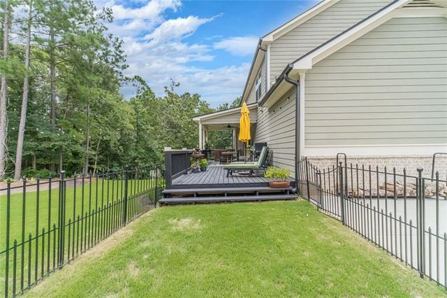 1448 Henderson Ridge Lane, Loganville, GA 30052