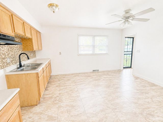 419 E 48th Place, Gary, IN 46409