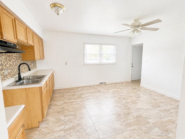 419 E 48th Place, Gary, IN 46409
