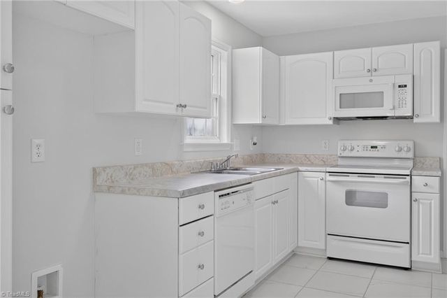 373 Sailway Road, Winston-salem, NC 27127