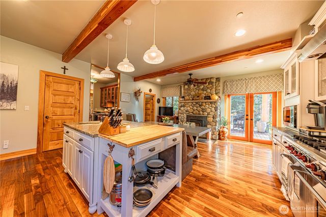 42732 284th Avenue SE, Enumclaw, WA 98022