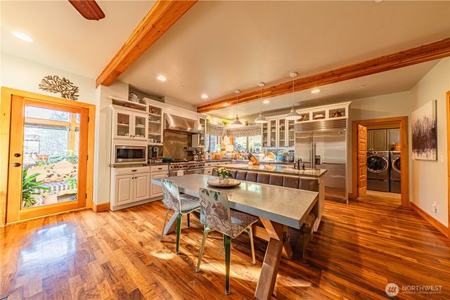 42732 284th Avenue SE, Enumclaw, WA 98022