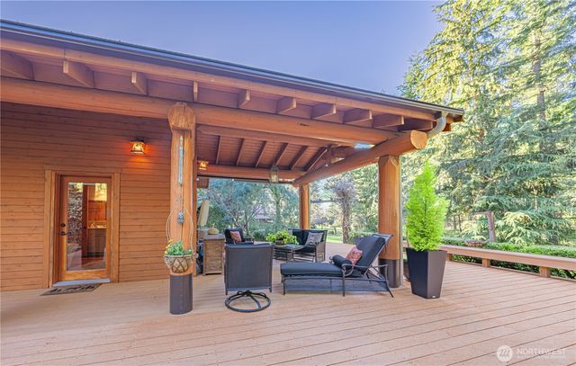42732 284th Avenue SE, Enumclaw, WA 98022