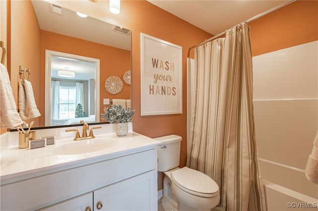 6617 Mayland Ridge Ln, Chesterfield, VA 23120