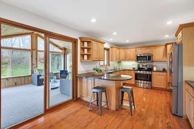 14818 Kral Road, Minnetonka, MN 55345