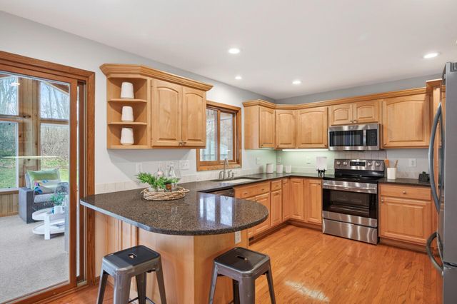 14818 Kral Road, Minnetonka, MN 55345