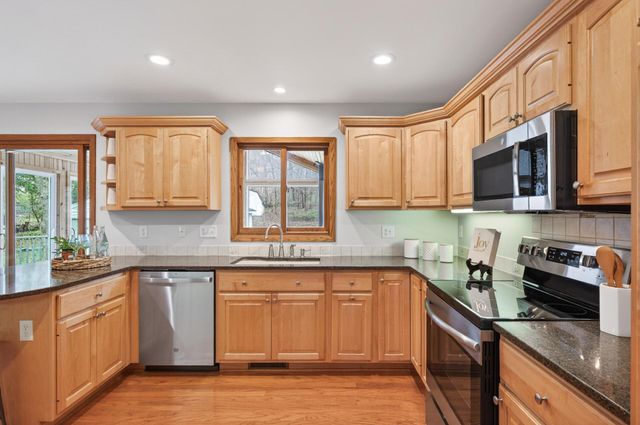 14818 Kral Road, Minnetonka, MN 55345