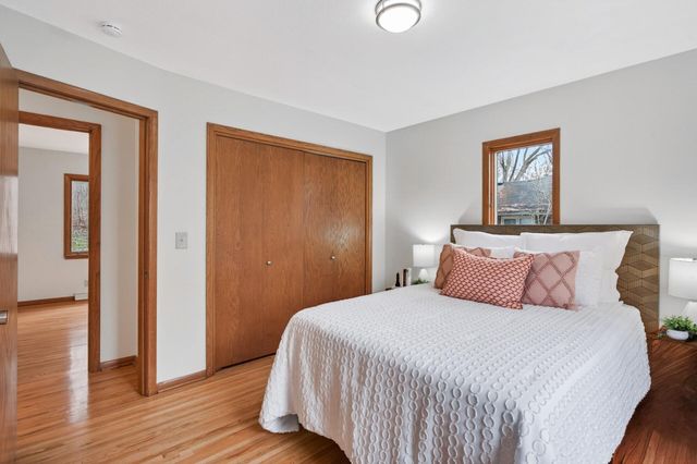 14818 Kral Road, Minnetonka, MN 55345