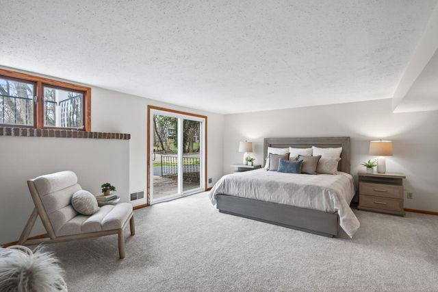 14818 Kral Road, Minnetonka, MN 55345